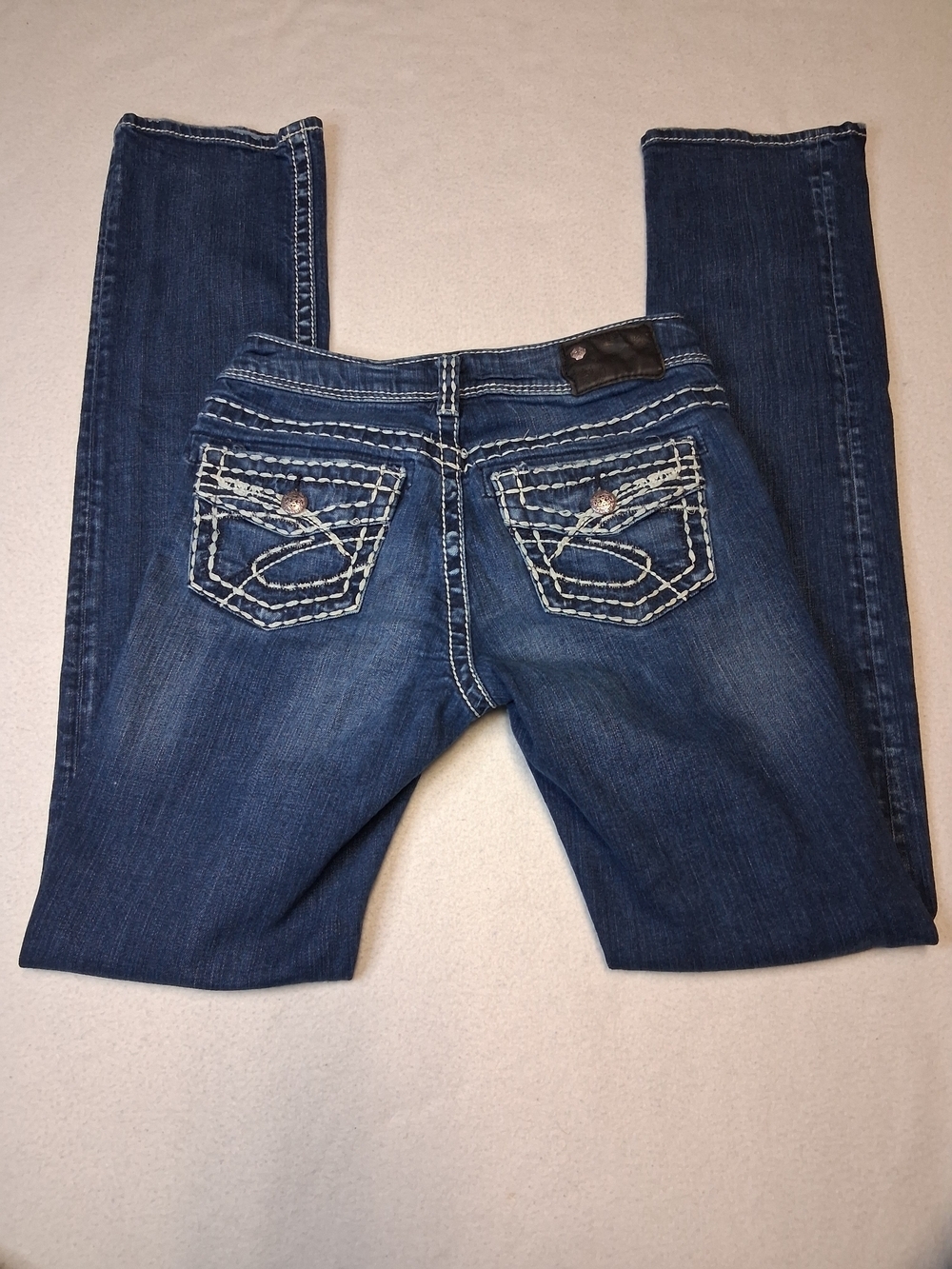 Silver Jeans Suki Dark Blue Skinny Jeans with Embroidered Back Pockets